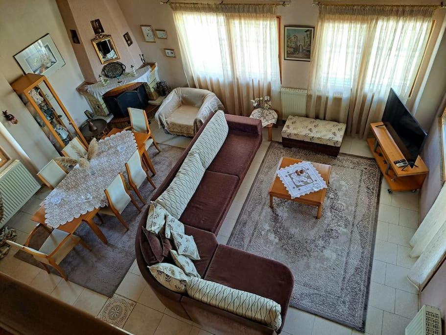 Elenis 190sqmeter With Private Parking And Garden 10min Away From Centre * Thessaloniki